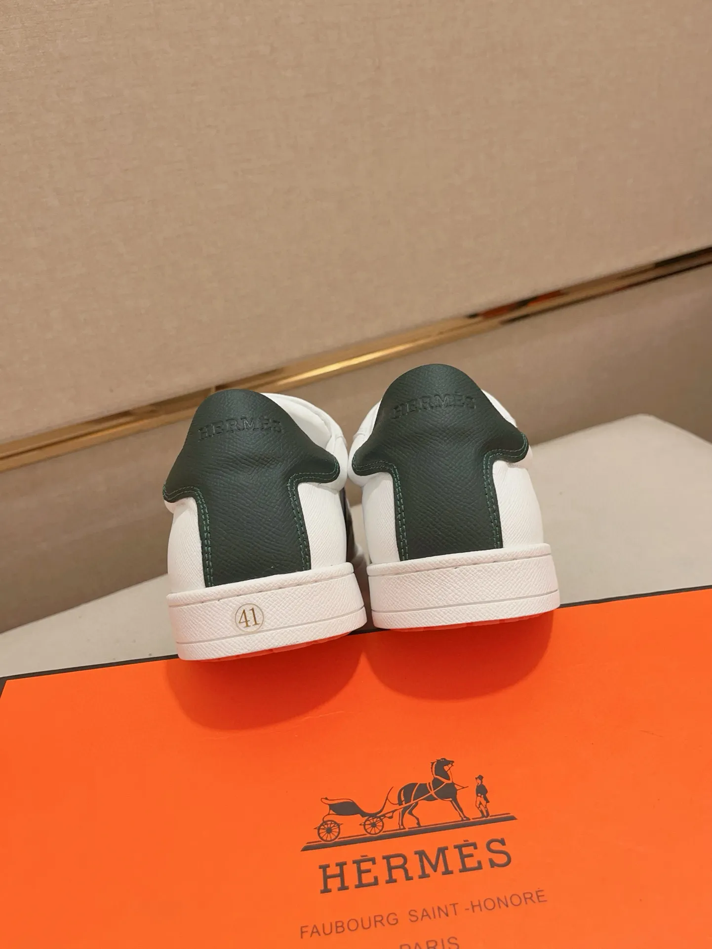 Men's clothing and shoes💰: 400💰《HERMES》【Classic Original Version】Hermès; Top 🔝 Purchasing Agency 🔍🔍Men's latest 🇺🇸 counter sales simultaneously, original ▲▲cowhide imported from Italy ▲▲Exquisite workmanship (Italian 🇮🇹Imported water-dyed 🐂cowhide lining) sole: original sole provided by the original factory, ⚠️exclusive double-layer activity·TPR·rubber·combined molded outsole; Code number: 38-44 (45/46 can be customized, non-refundable)